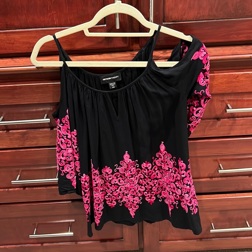 Fifteen twenty cold shoulder blouse